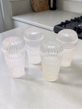 Vintage MCM Arrow Acrylic Salt Pepper Shakers Set Clear Diamond Retro 4 Pc.